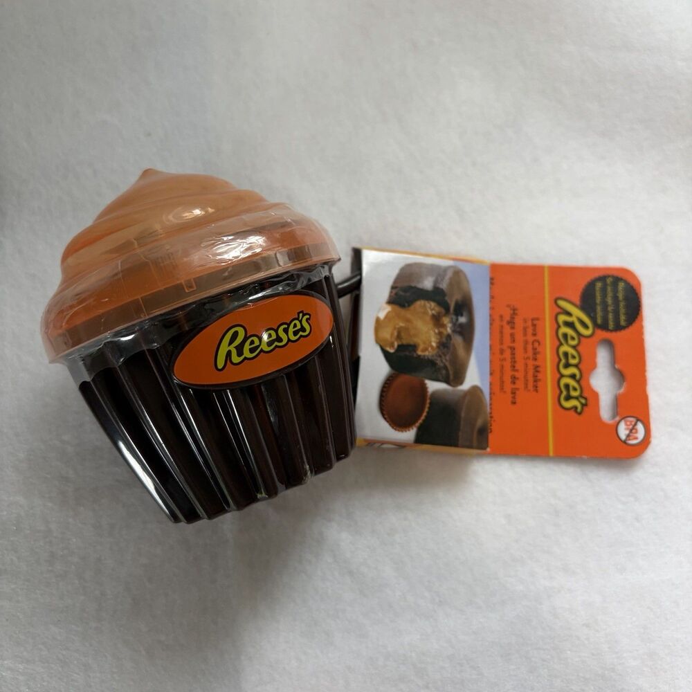 Reese’s Lava Cake Maker